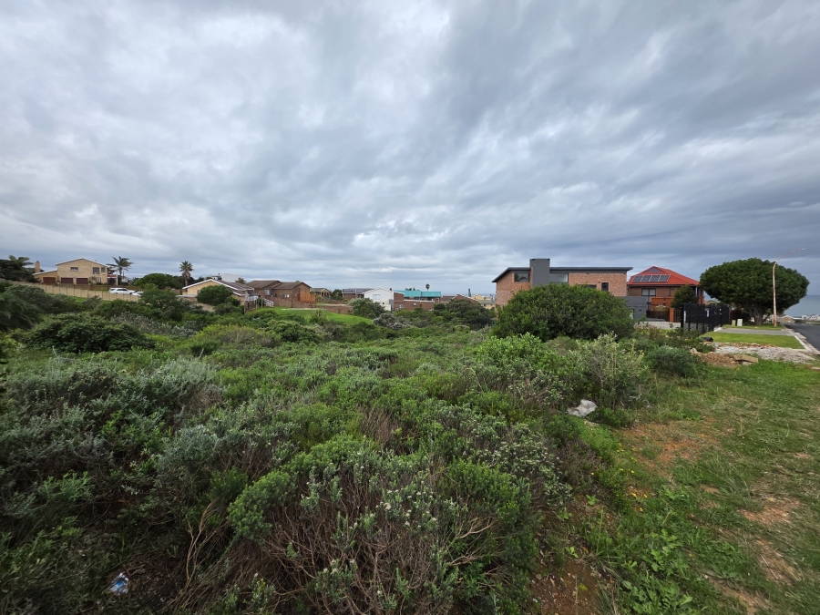 0 Bedroom Property for Sale in Wavecrest Eastern Cape